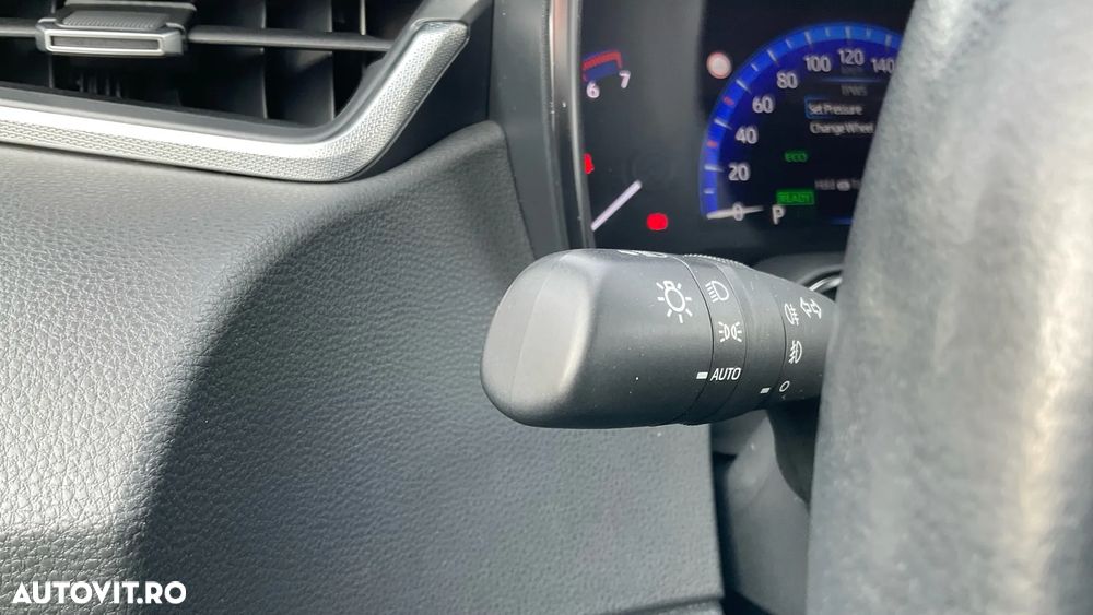 Toyota Corolla 1.8 Hybrid Touring Sports - 28