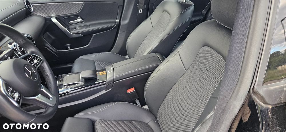 Mercedes-Benz CLA 180 d 8G-DCT Progressive - 16