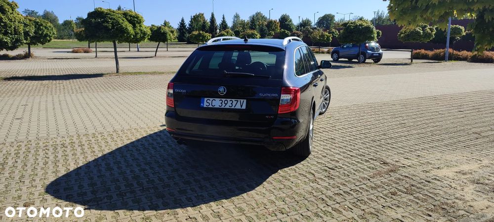 Skoda Superb 2.0 TDI 4x4 Elegance DSG - 27