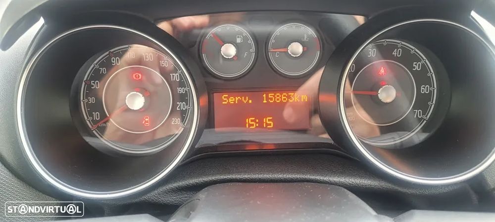 Fiat Punto 1.2 Young S&S - 11