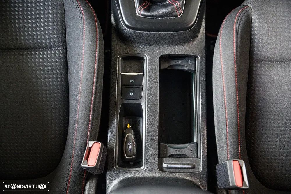 Ford Focus SW 1.0 EcoBoost ST-Line - 52