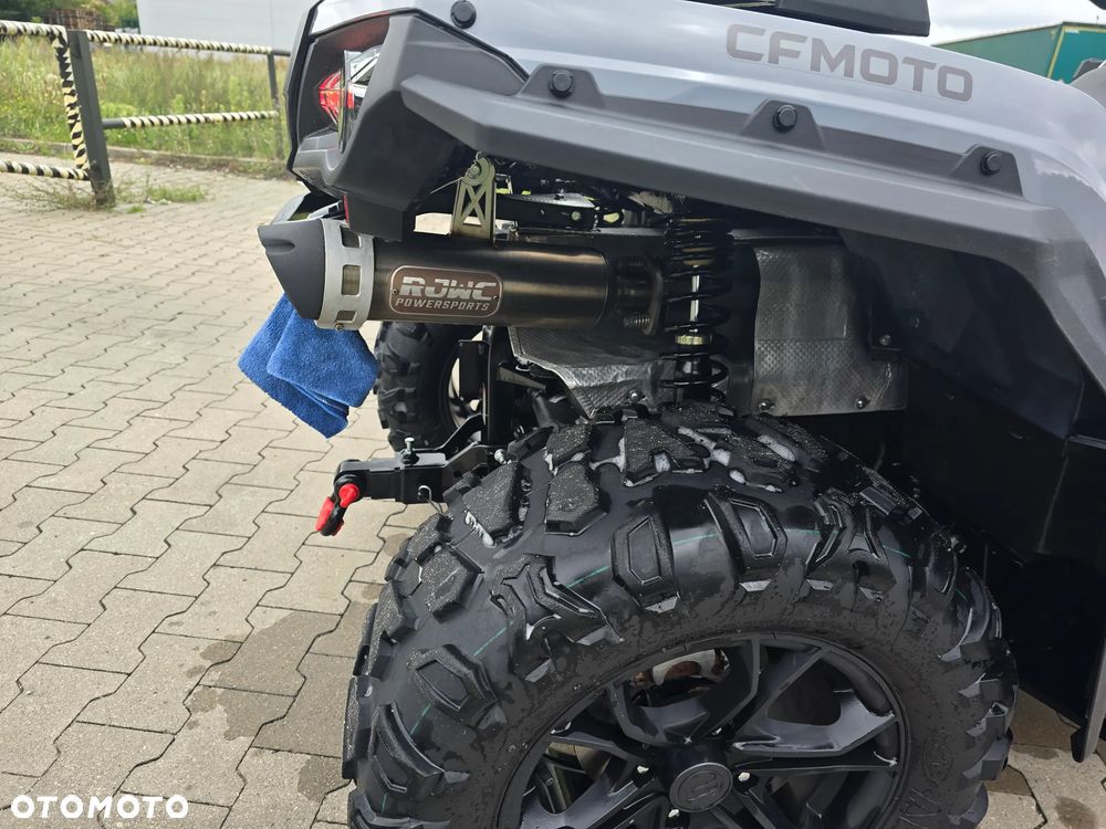 CFMoto CForce - 8