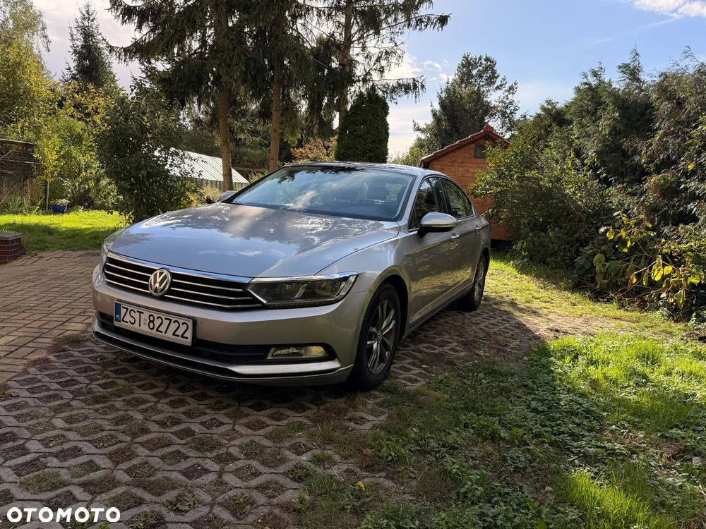 Volkswagen Passat - 9
