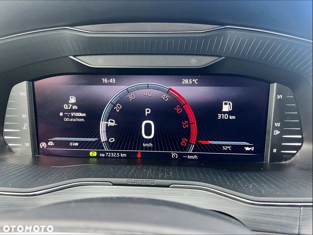 Skoda Superb 2.0 TDI SCR Ambition DSG - 19
