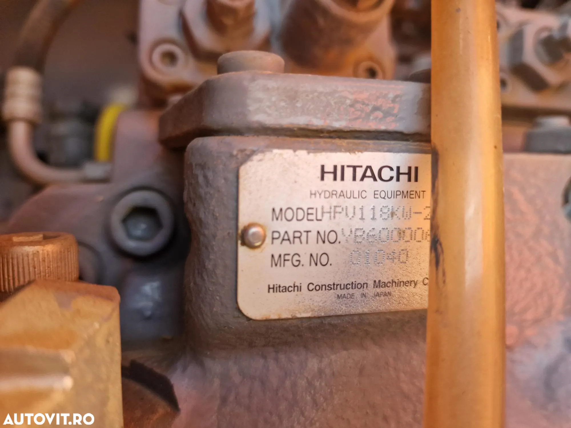 Hitachi EXCAVATOR PE ROTI, 3 brate excavare, LAMA+CALE, cupa NOUA 1,2m latime, Masa operationala 17,2t, Inst picon, A doua inst hidr, 2018, 2.993h, hidraulica HITACHI, anv noi, posibilitate leaisng 3 ani, PROMOTIE 99.900 EUR+Tva - 29