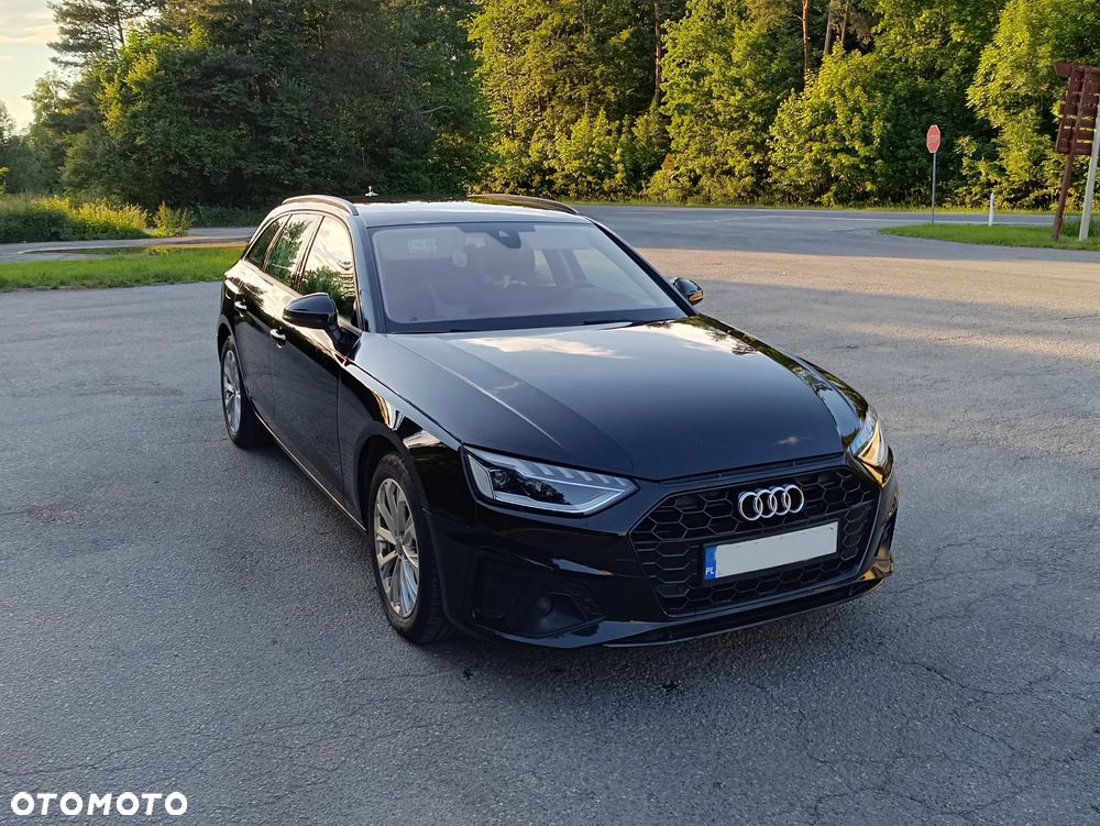 Audi A4 Avant 35 TDI mHEV S Line S tronic - 1