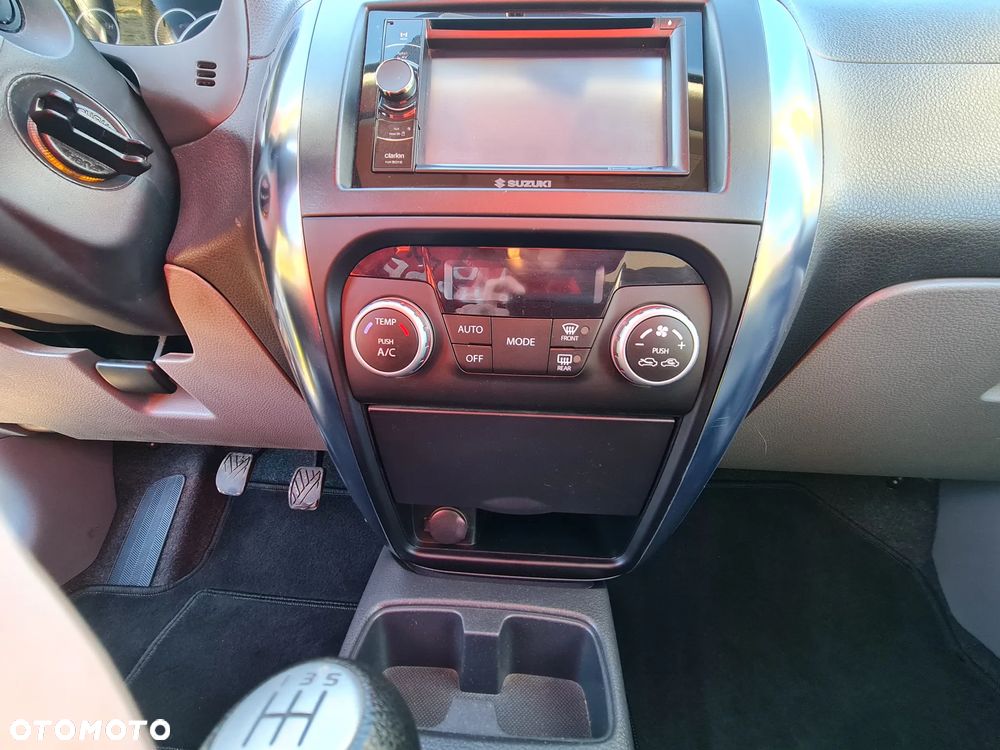 Suzuki SX4 - 11