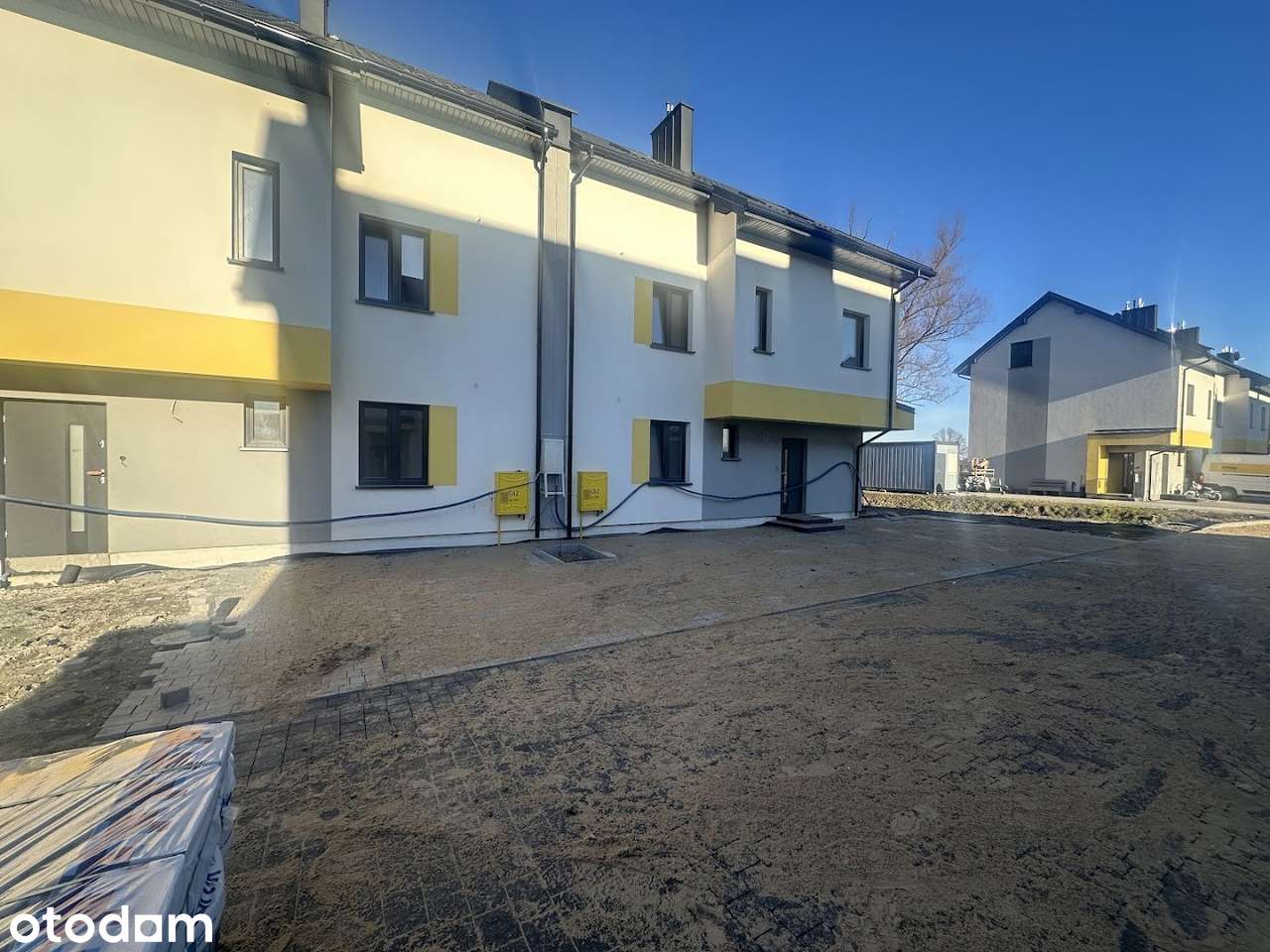GOTOWE DO WYKOŃCZENIA 5 POKOI-DWA POZIOMY+OGRÓDEK+2MP-DO PODZIAŁU