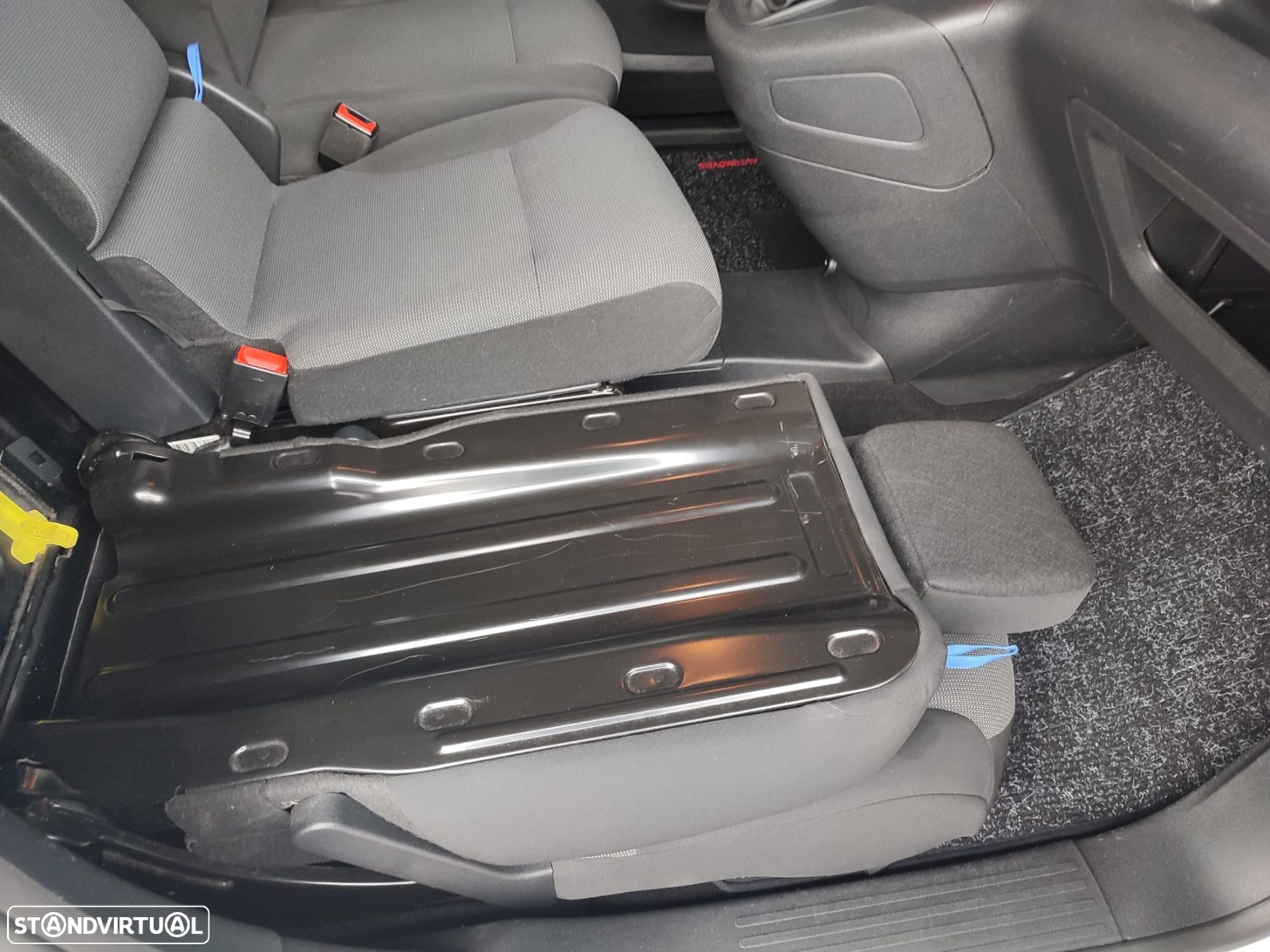 Opel Combo Life 1.5 CDTi L2H1 Enjoy - 26