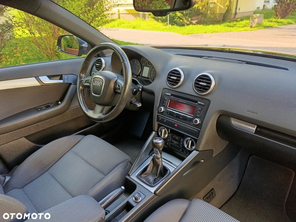 Audi A3 2.0 TDI Sportback DPF quattro Attraction - 30