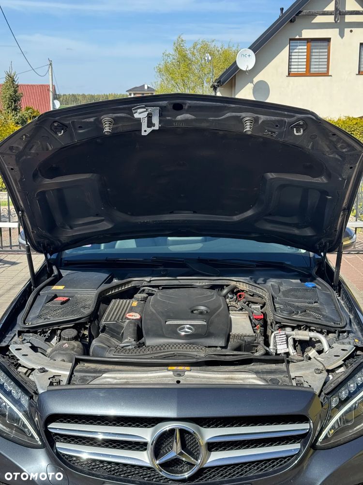 Mercedes-Benz Klasa C 300 7G-TRONIC Avantgarde - 23