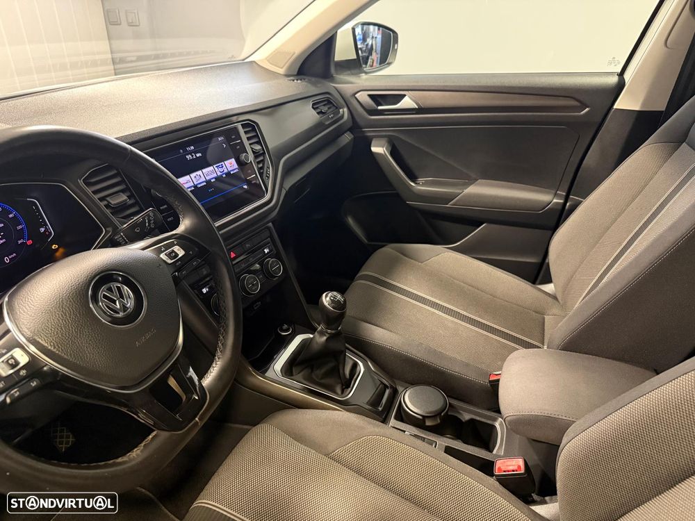 Volkswagen T-Roc 1.5 TSI Style — fotografia 7