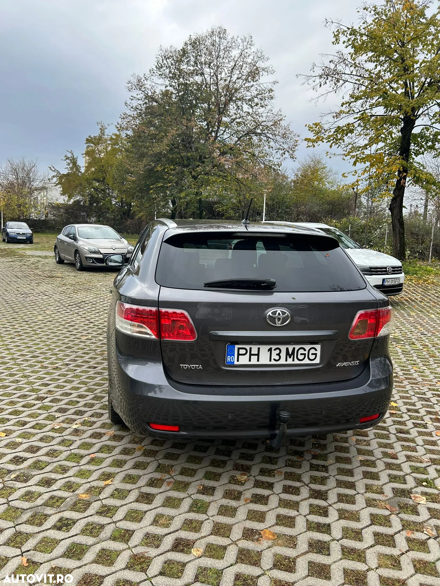 Toyota Avensis 2.0 D-4D Executive - 8
