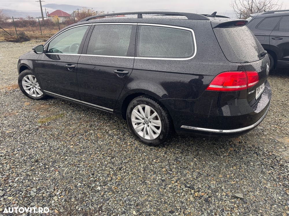 Volkswagen Passat Variant 2.0 Blue TDI DSG SCR Comfortline - 3