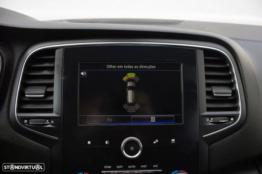 Renault Mégane Sport Tourer 1.5 Blue dCi Zen - 22