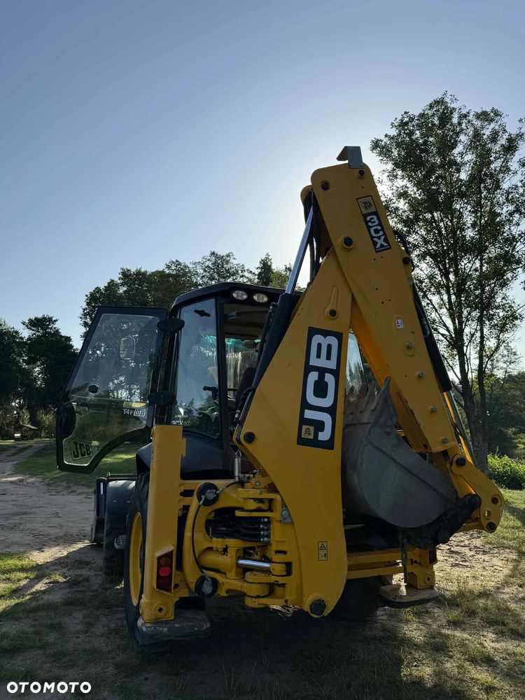 JCB 3cx - 7