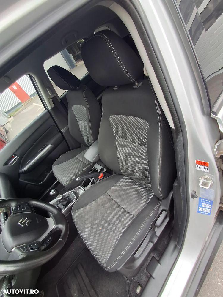 Suzuki Vitara 1.4 Passion - 10