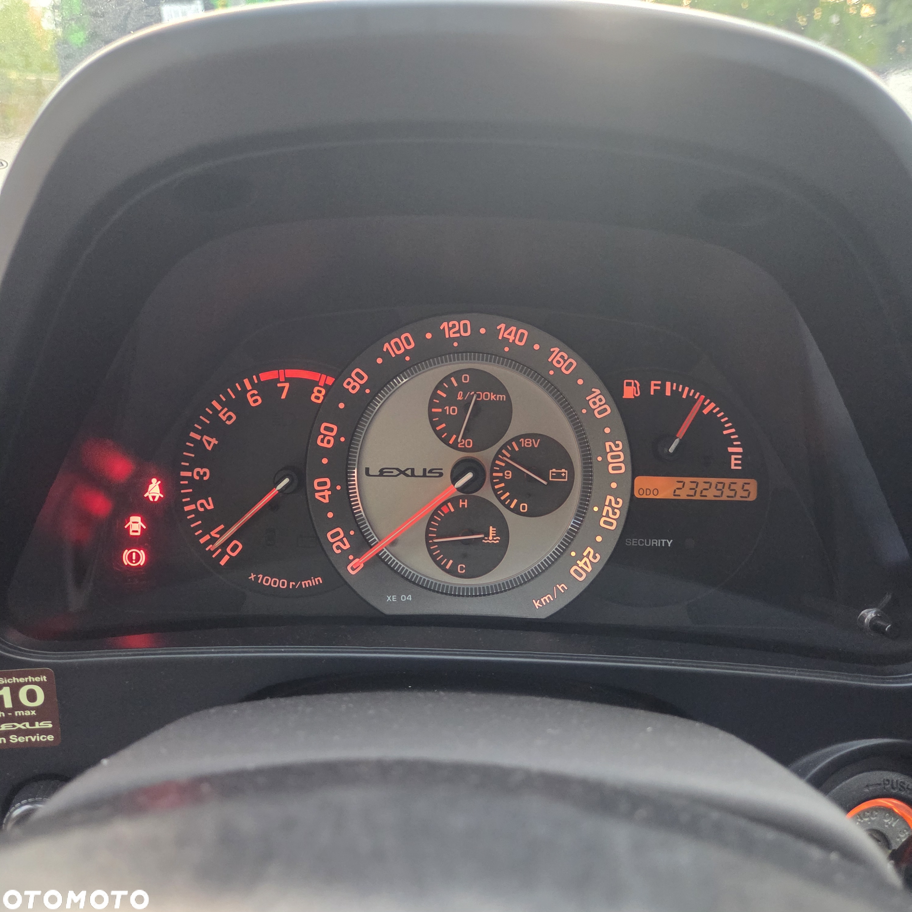 Lexus IS 200 Elegance - 14