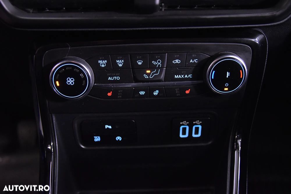 Ford EcoSport - 17
