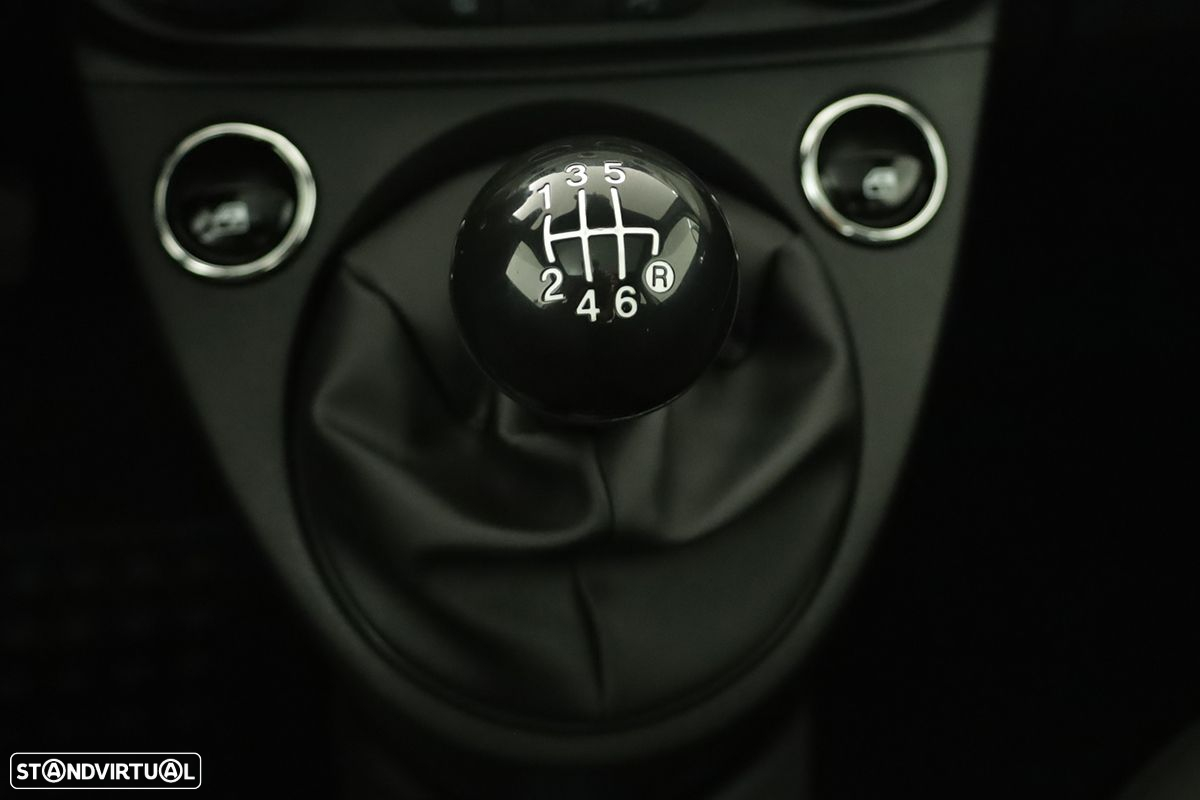 Fiat 500 1.0 Hybrid - 11