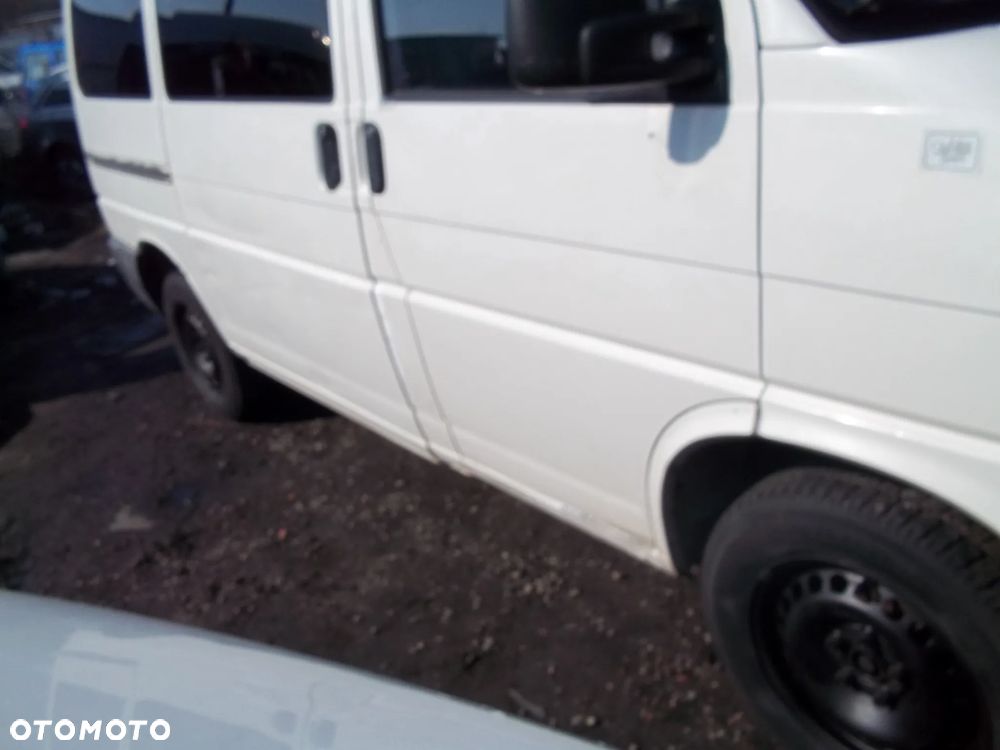 Volkswagen Transporter - 11