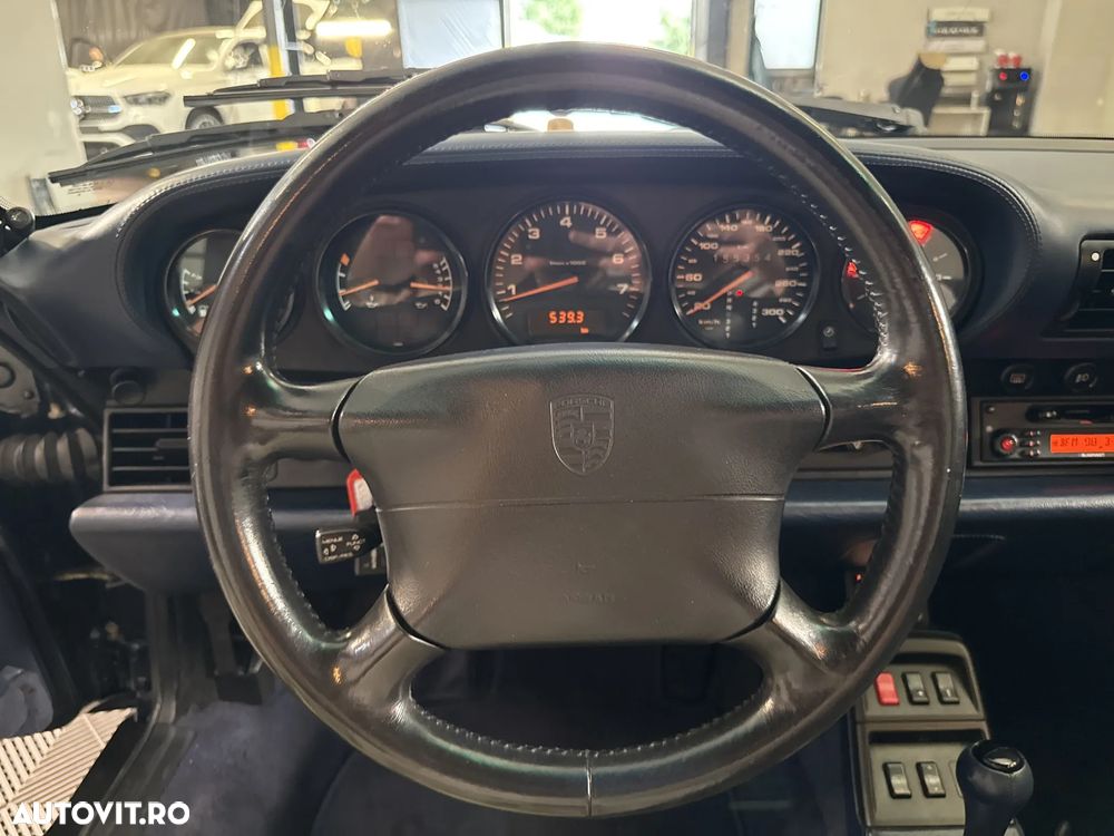 Porsche 911 - 17