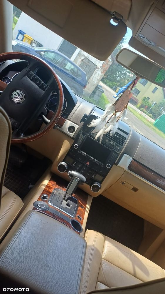 Volkswagen Touareg - 4