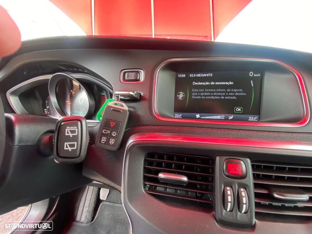 Volvo V40 1.6 D2 Momentum - 10