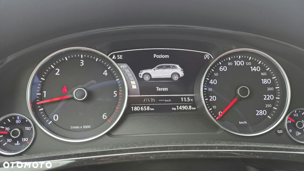 Volkswagen Touareg 3.0 V6 TDI BMT X-Edition - 27