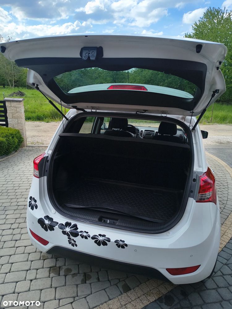 Hyundai ix20 1.4 Comfort - 13