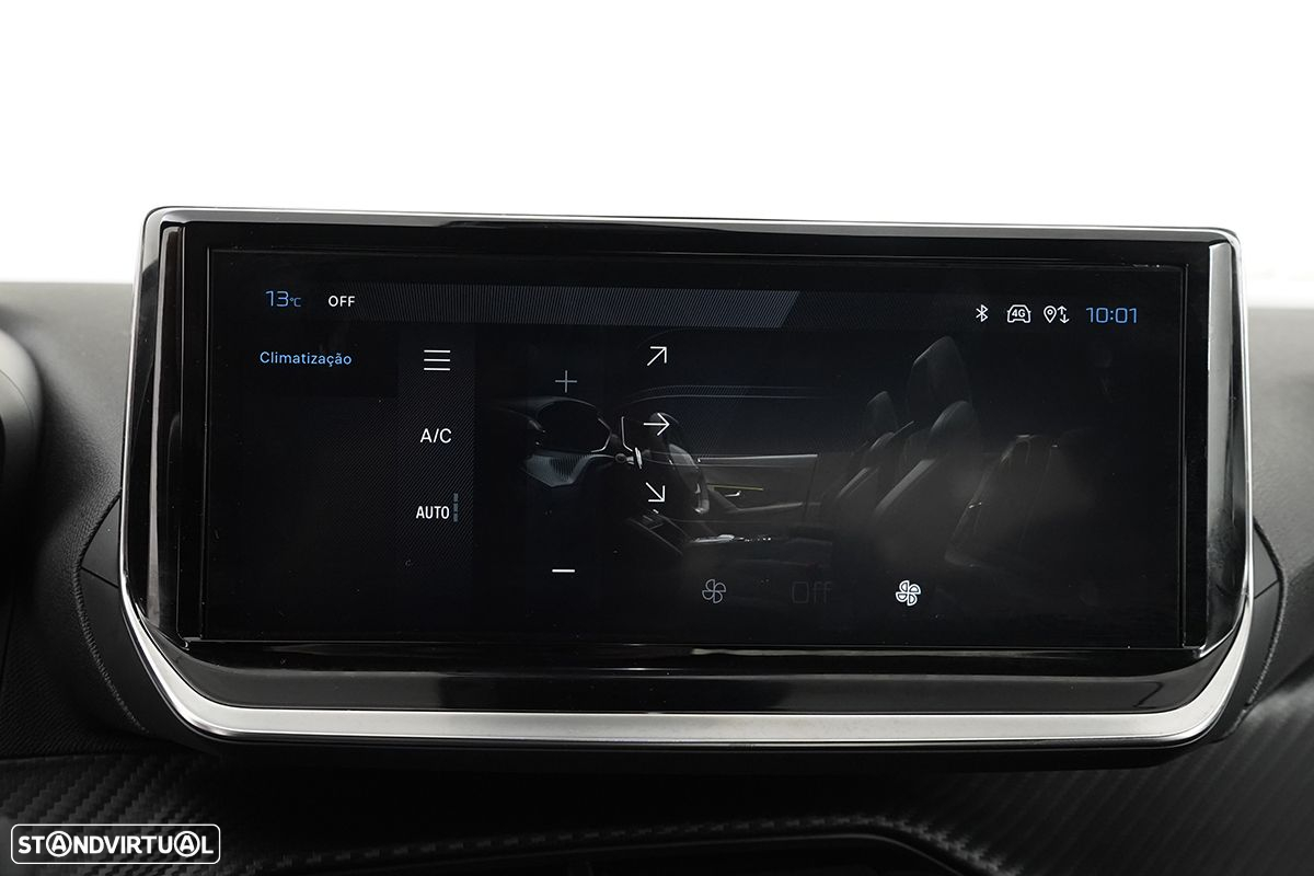 Peugeot 2008 1.2 PureTech Allure - 12