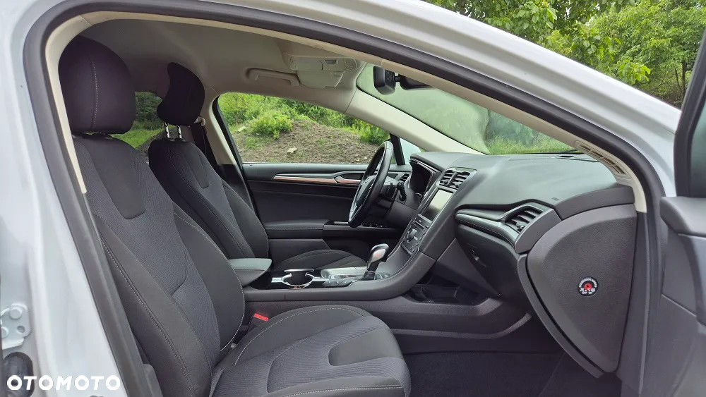 Ford Mondeo 2.0 TDCi Titanium PowerShift - 7