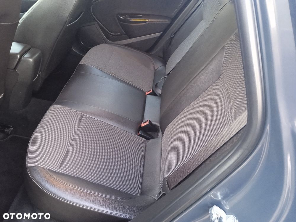 Opel Astra 1.4 T Cosmo - 17