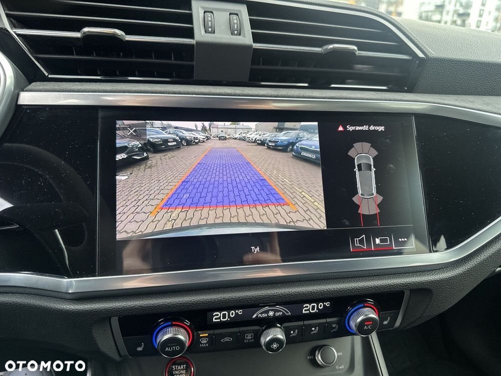 Audi Q3 RS S tronic - 20