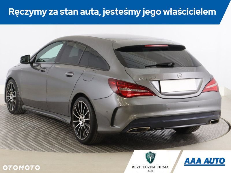 Mercedes-Benz CLA - 6