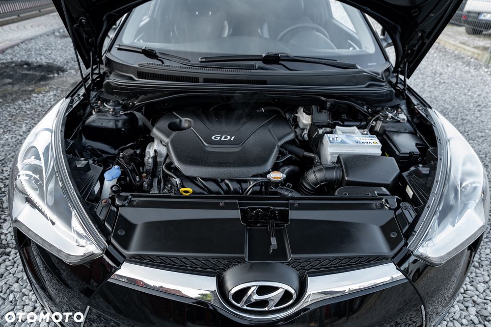 Hyundai Veloster 1.6 Premium - 36