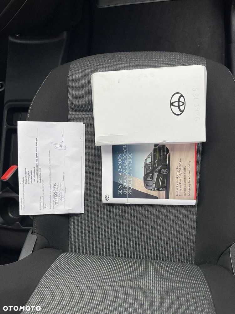 Toyota Proace City Verso 1.5 D-4D Family - 14