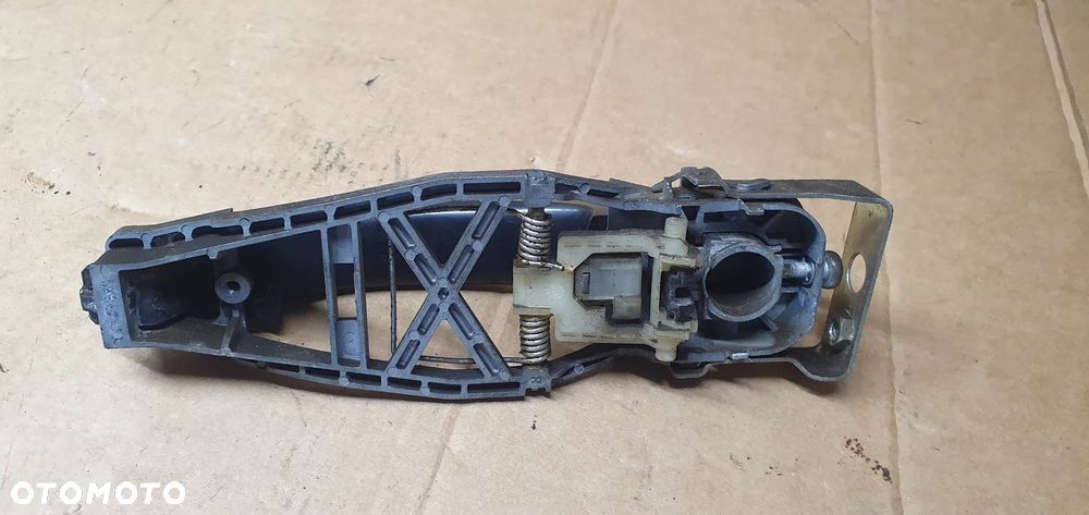 Klamka prawy przód przednia prawa VW Caddy III Lift 1T0837886B - 4