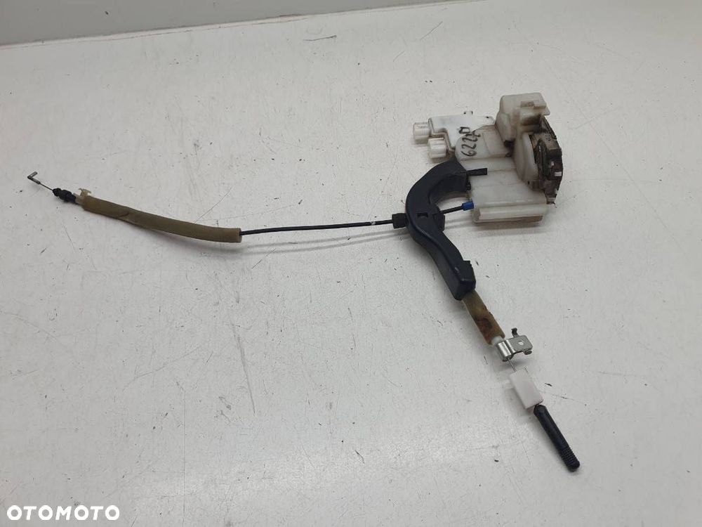 ZAMEK PRZÓD PRAWY 5 PIN ACCORD VII 7 2005 EUROPA - 1