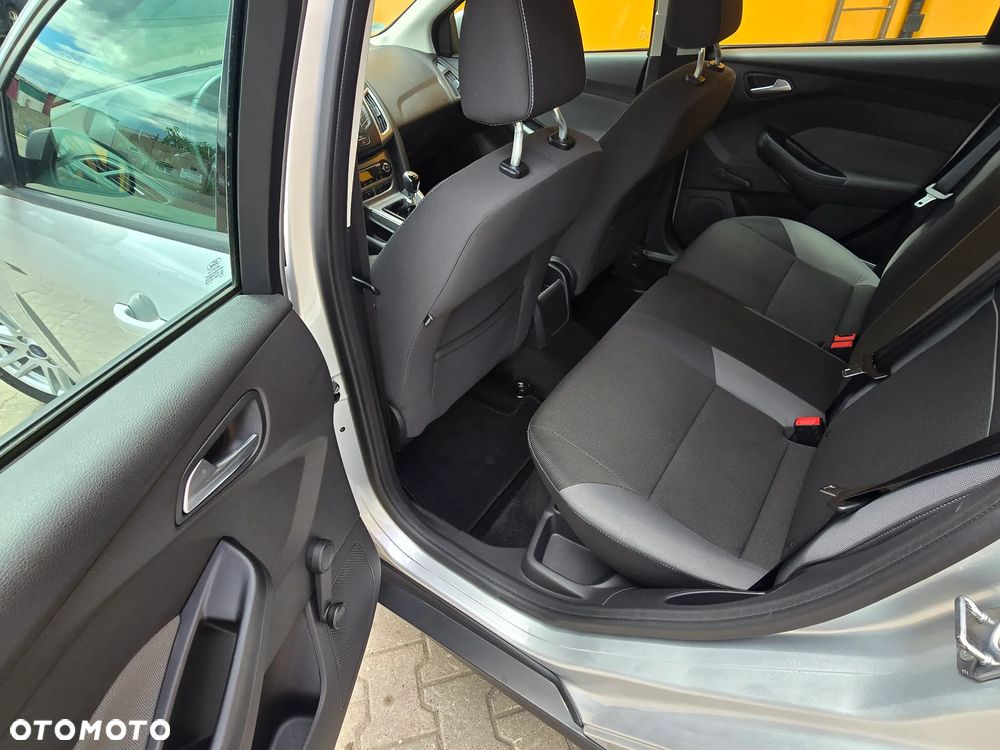 Ford Focus 1.0 EcoBoost Trend - 10