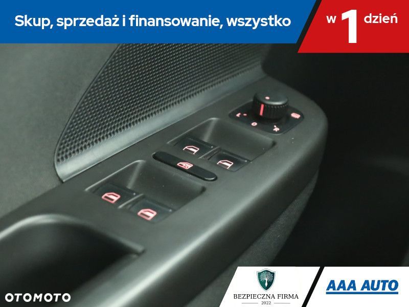 Volkswagen Golf - 17