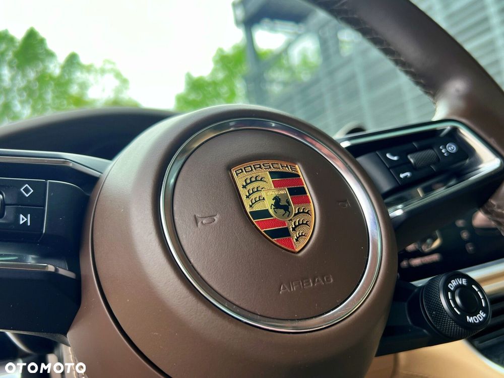 Porsche Panamera - 21