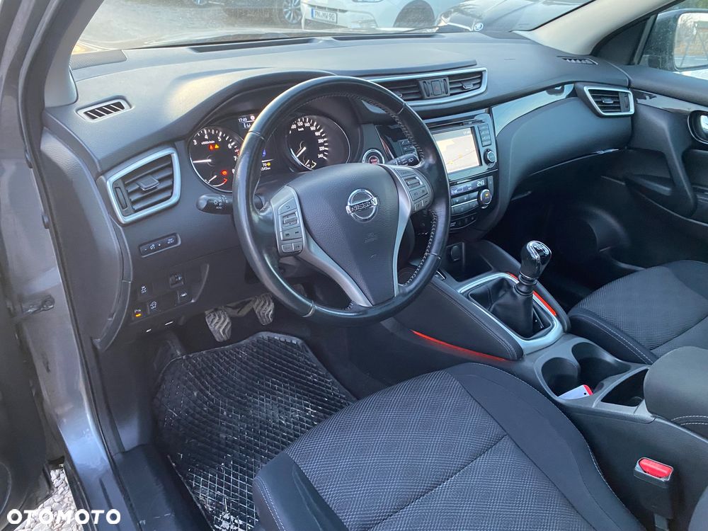 Nissan Qashqai 1.6 DIG-T N-Connecta - 20