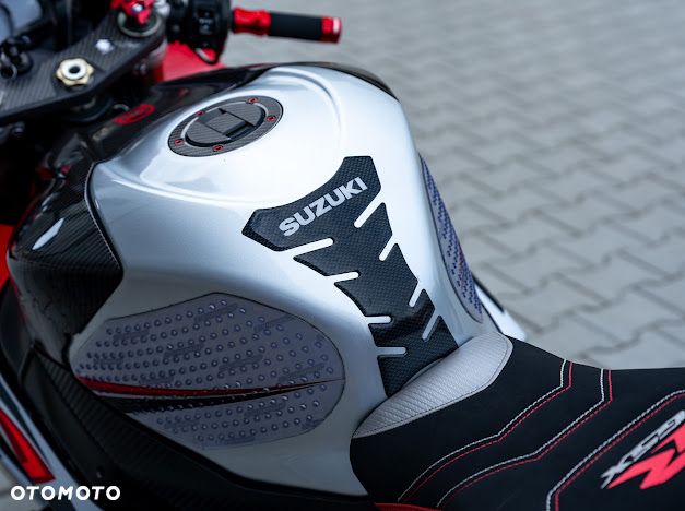 Suzuki GSX-R - 22