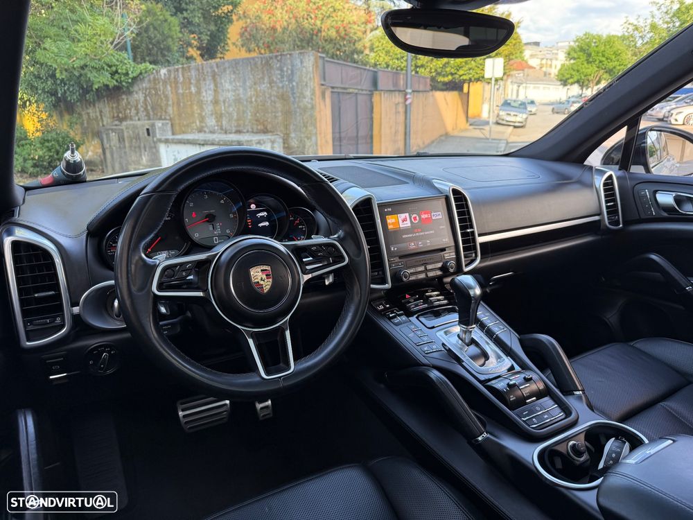 Porsche Cayenne S Tiptronic S - 41
