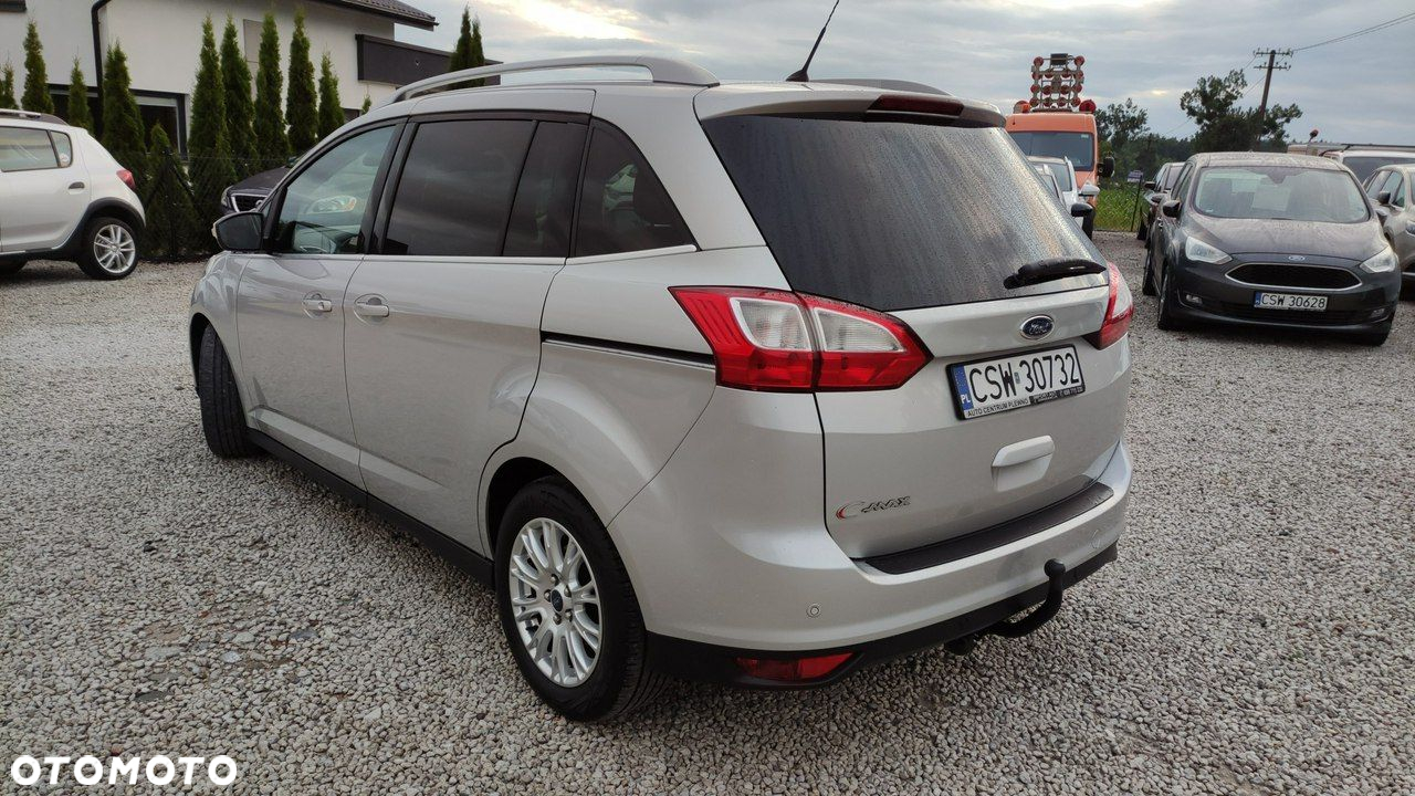 Ford Grand C-MAX - 3