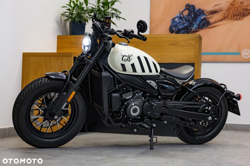 CFMoto 450CL-C Bobber - 10