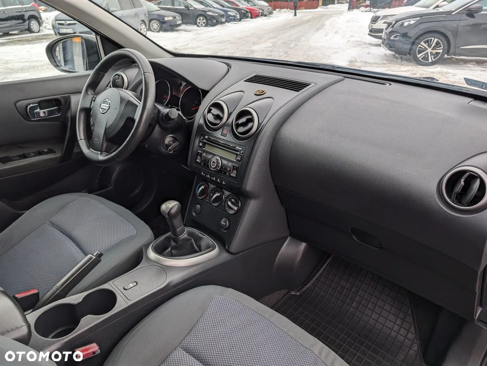 Nissan Qashqai 1.6 visia - 25