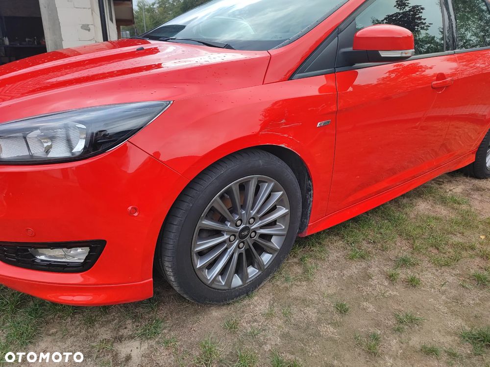 Ford Focus 1.5 EcoBoost ST-Line - 10