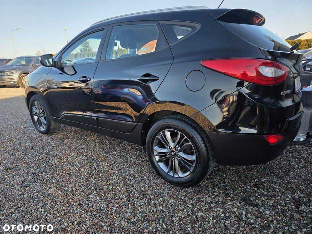 Hyundai ix35 1.6 2WD Fifa World Cup Edition - 12